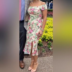 Beautiful guess dress, great codification, wore once